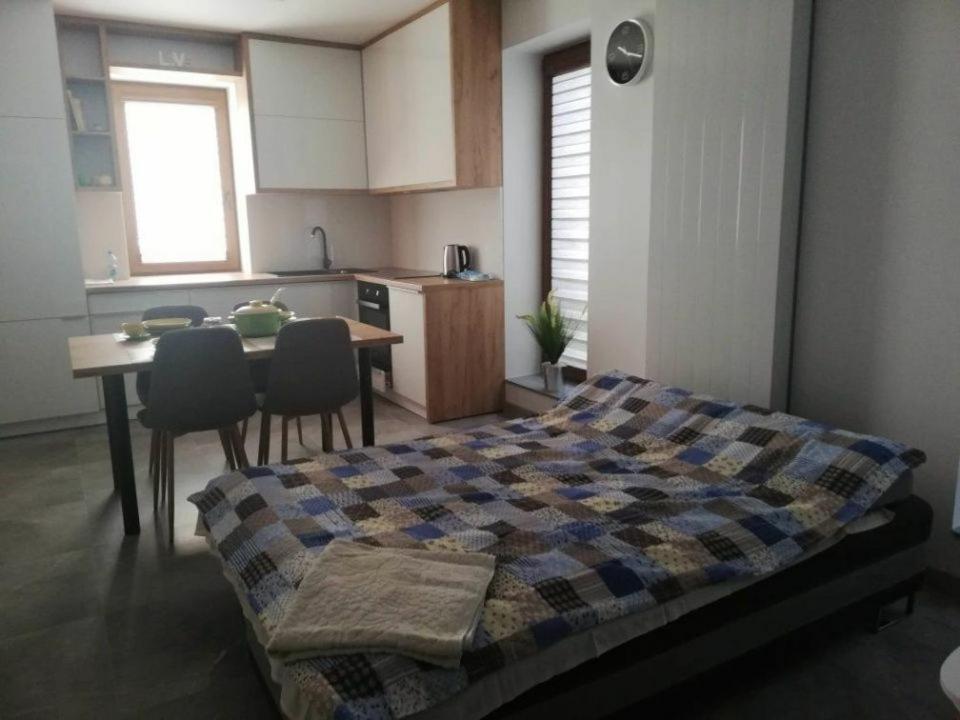 Noclegi I Restauracja Gracja Belchatow Ngoại thất bức ảnh