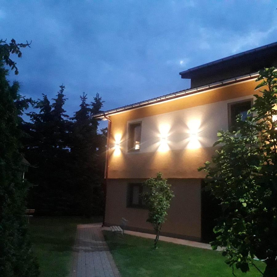 Noclegi I Restauracja Gracja Belchatow Ngoại thất bức ảnh