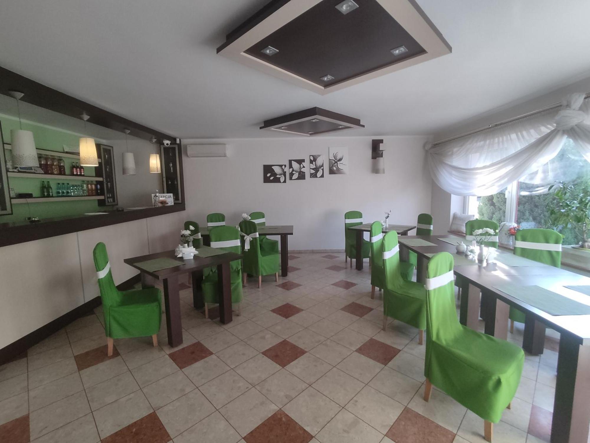 Noclegi I Restauracja Gracja Belchatow Ngoại thất bức ảnh
