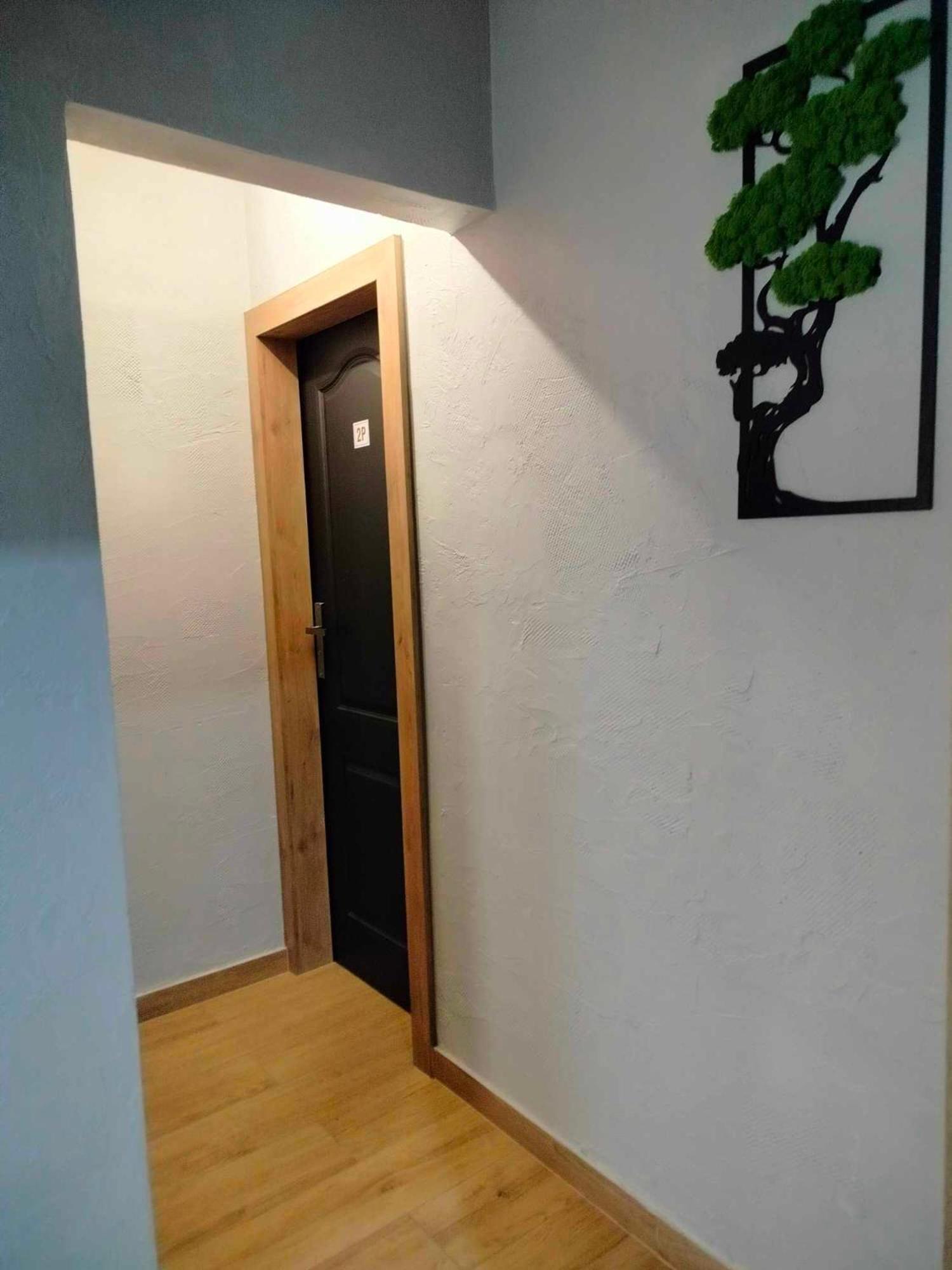 Noclegi I Restauracja Gracja Belchatow Ngoại thất bức ảnh